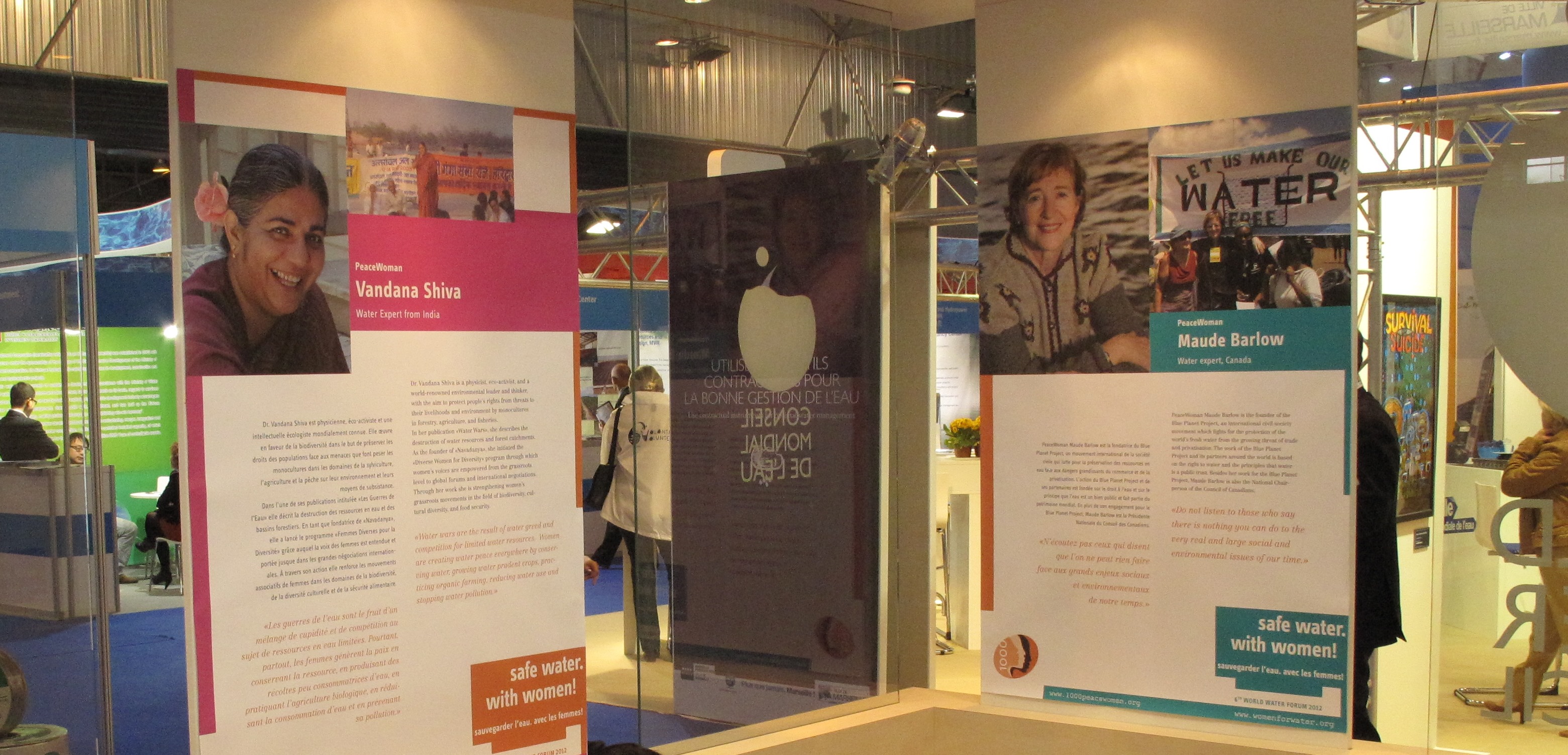 Ausstellungsansicht mit diversen Informationspostern